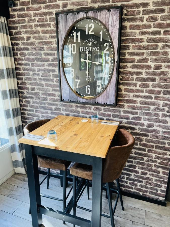 Hotel Kyriad 4*