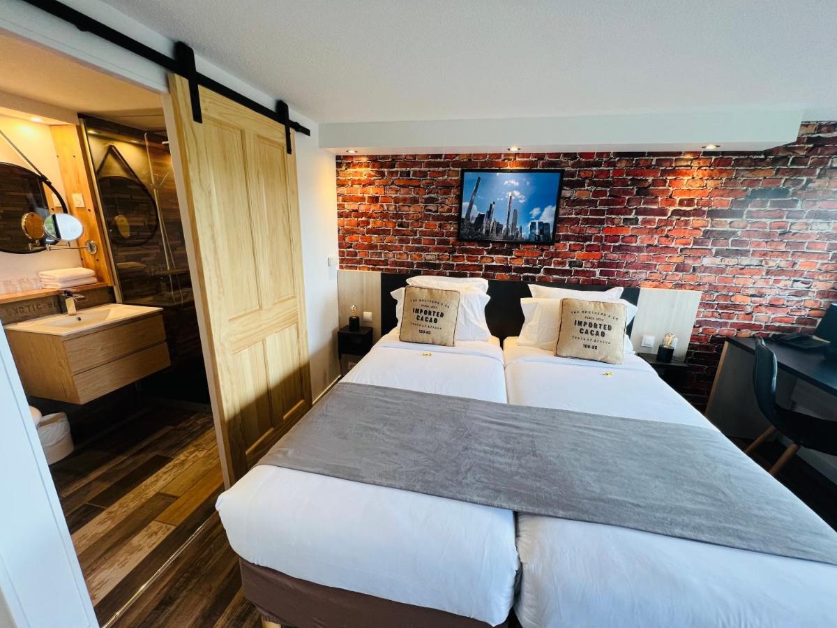 Kyriad Hotel